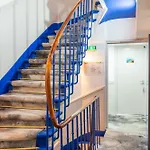 Hotel La &