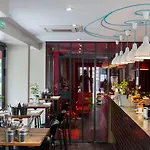La & Hotel 3*