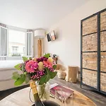 Hotel La &