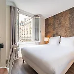 La & Hotel Paris