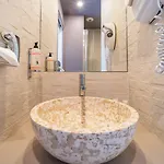 Hotel La &