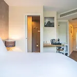 La & Hotel